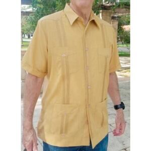D'Accord Men's 2X Gold Cuban Guayabera Shirt 100% Linen Embroidered EUC
